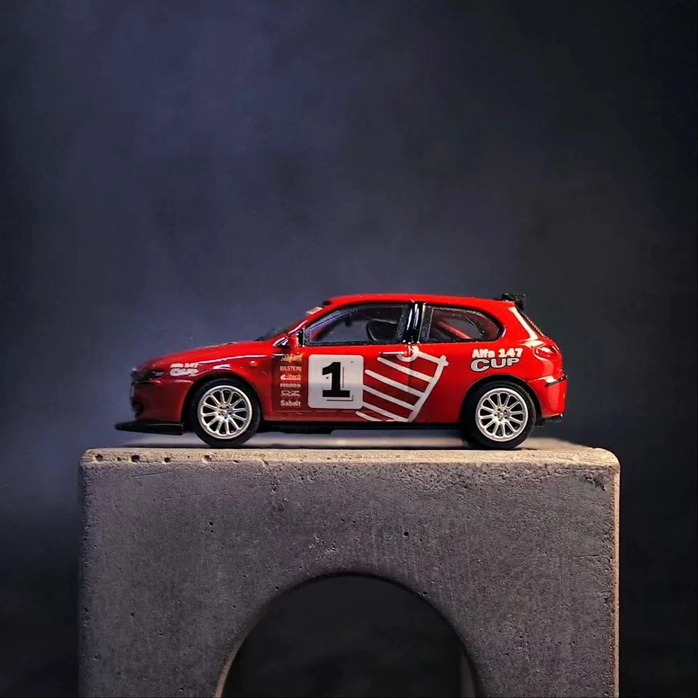 1:87 GTA Punto inyección coche de carreras modelo Simulatie Suv Auto modelo tirar hacia atrás función juguetes Gitfs para colecciones de niños