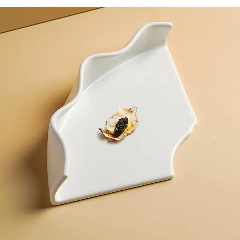 

French Restaurant Irregular Plate White Ceramic Folding Personalized Tableware Dessert
