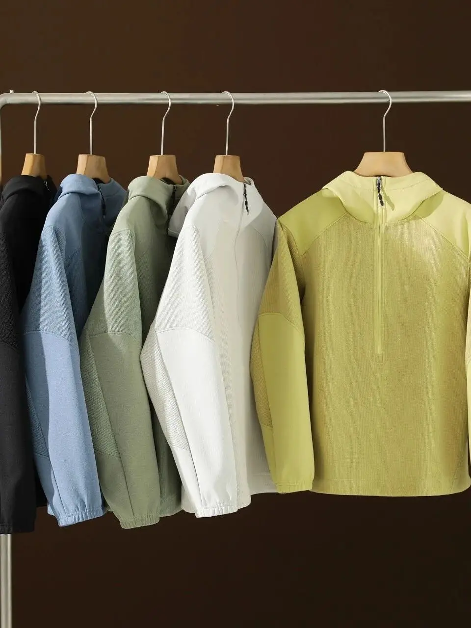 

Casual Knitted Hoodie Sweatshirt with Half Zip Design for Men And Women Breathable Warm Couple Matching Color Sweater