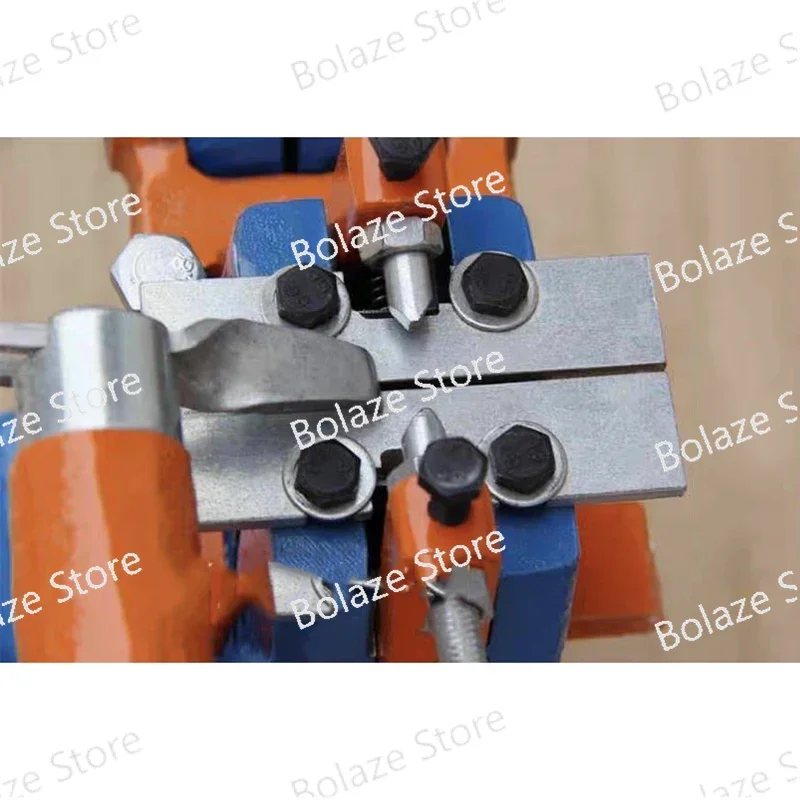 Cutting machine cutting pliers breaking slitter machine saw blade puller 40. Woodworking machinery along the saw blade band