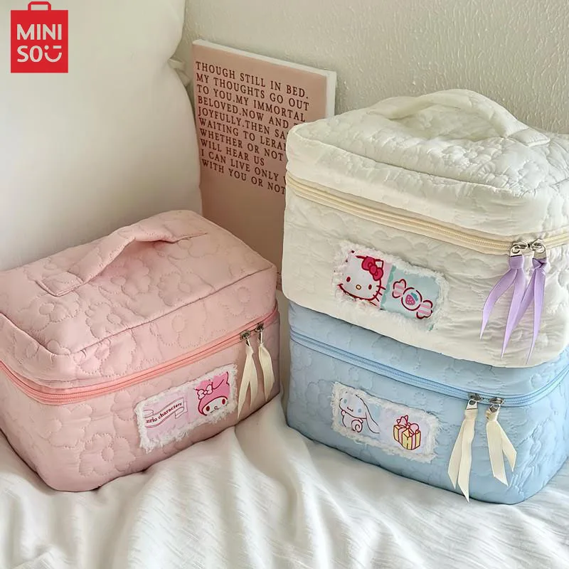 MINISO Cute Large Capacity Sanrio Makeup Bag Portable Travel Bag Girl'S Skincare Storage Bag Toiletry Bag Hand-Held Bag