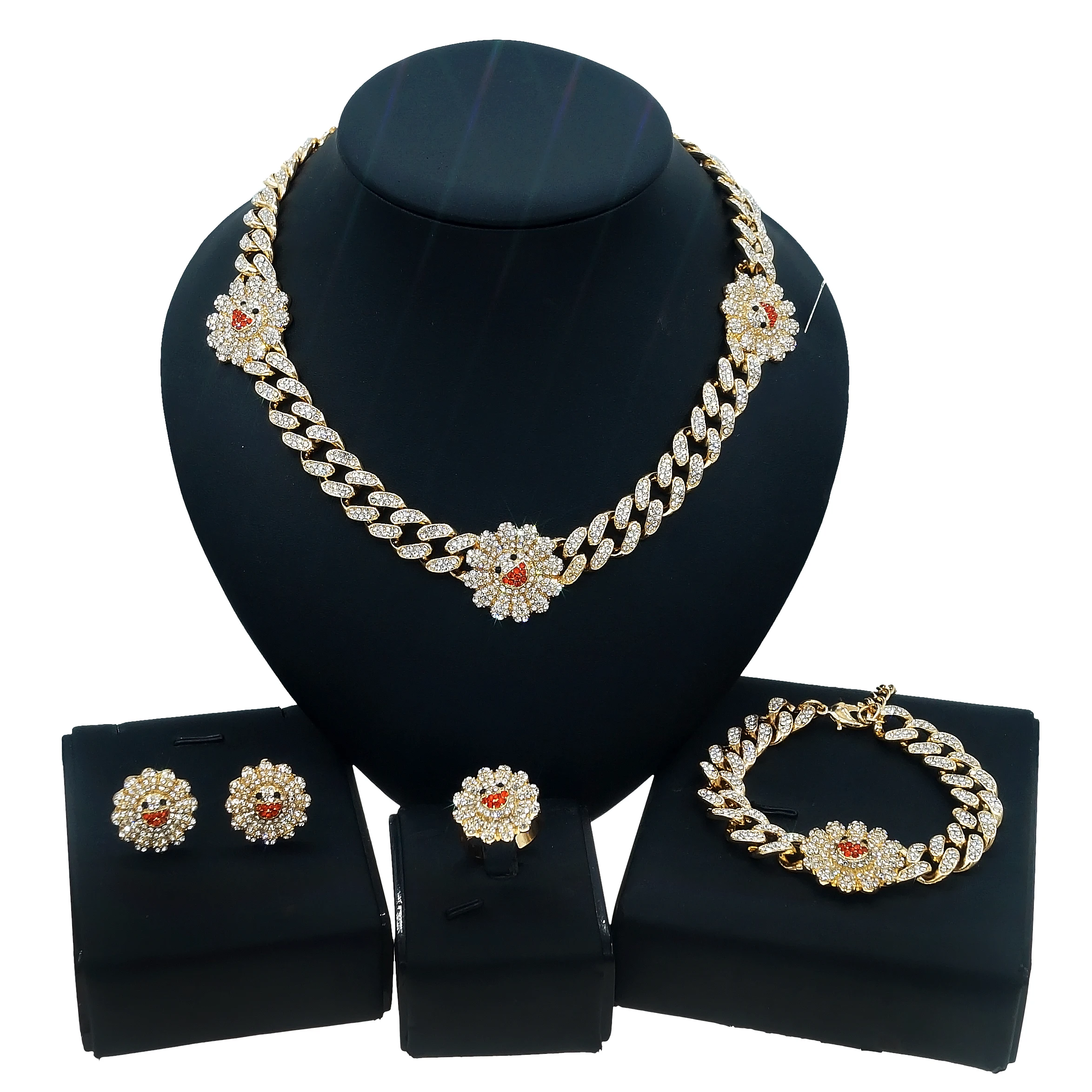 Fashion Sunflower Girl Cuban Crystal High-end Jewelry Set Hip Hop Style Ladies Necklace Bracelet Gypsophila Jewelry Set