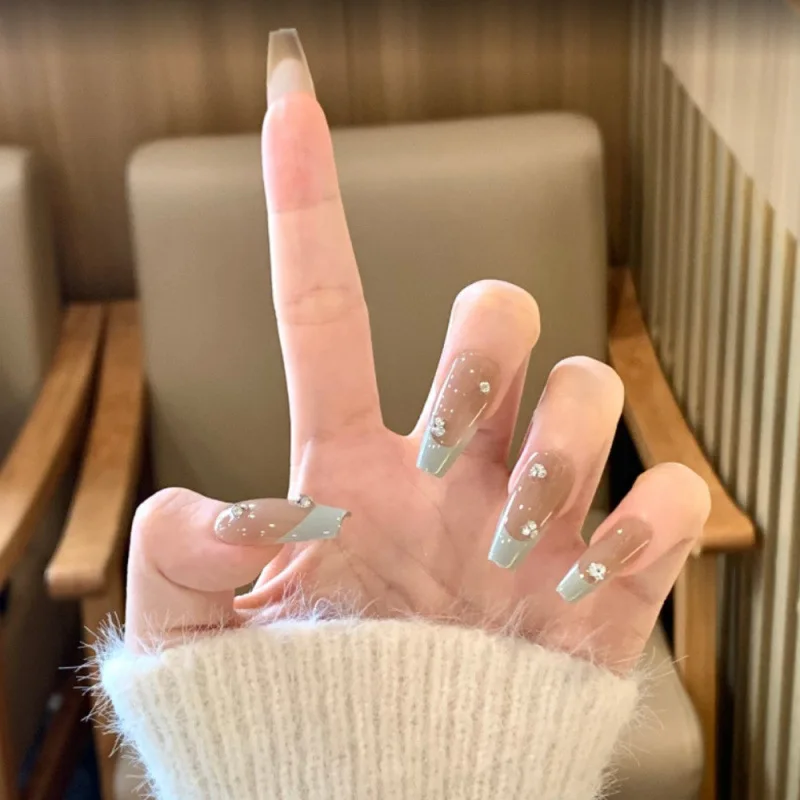10 Stück handgemachte tragbare Nägel mit Werkzeugset, niedlich, süß, elegant, Nagelflicken, künstliche falsche Nägel, Maniküre, Kunst, Geschenk, abnehmbar