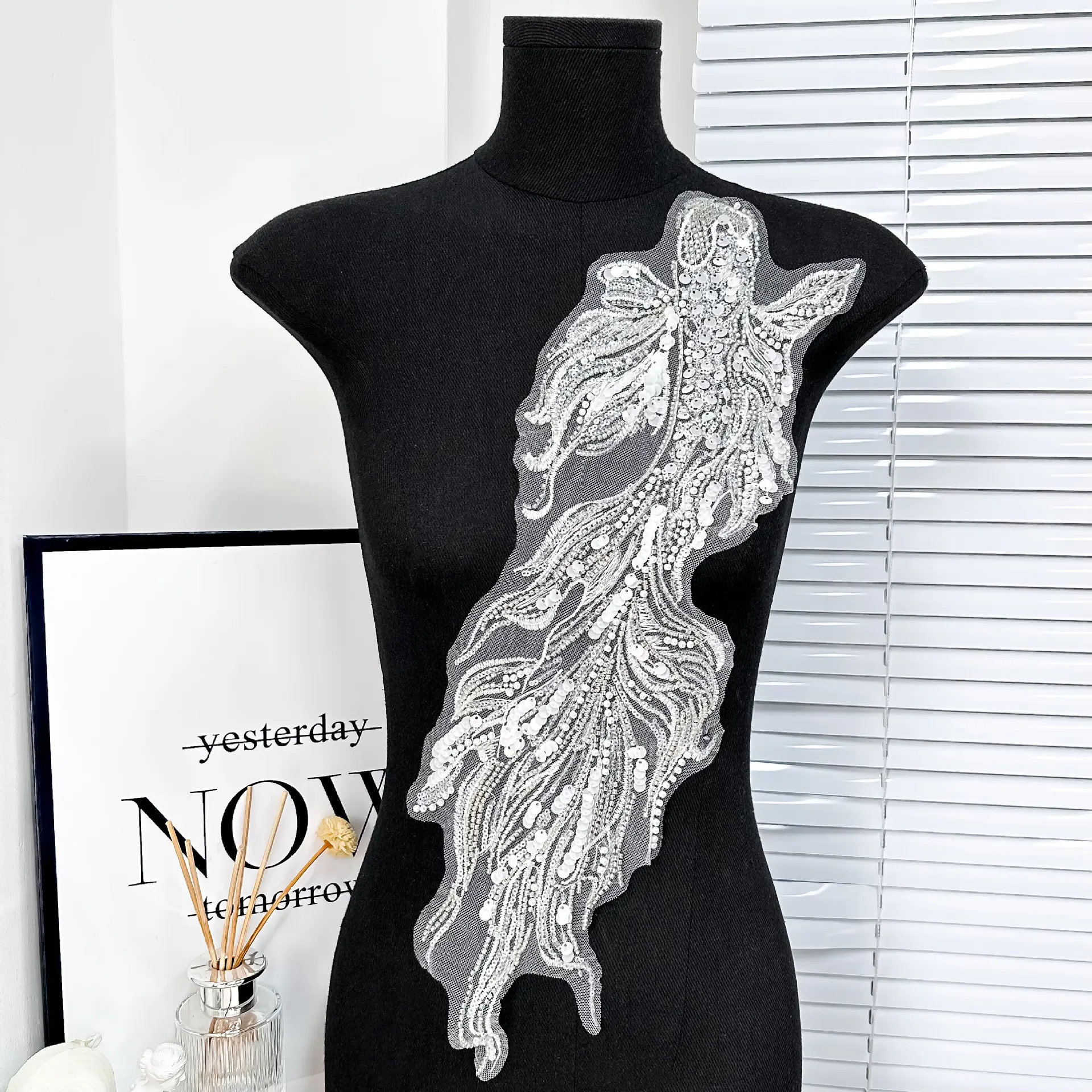 DIY gold embroidered sequined floral appliqué corsage, dress/clothing accessories, embroidered fabric patch