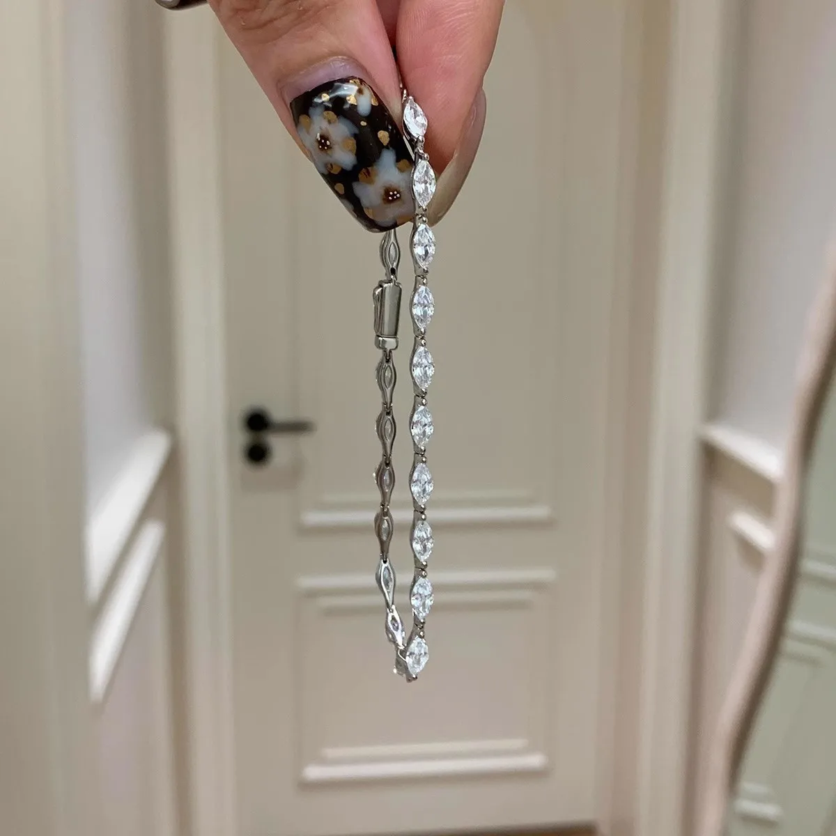novidade-em-pulseiras-finas-de-diamante-olho-de-cavalo-em-prata-de-alta-qualidade-para-mulheres-pulseira-simples-e-exquisita-em-prata-925-joia-para-festa-presente