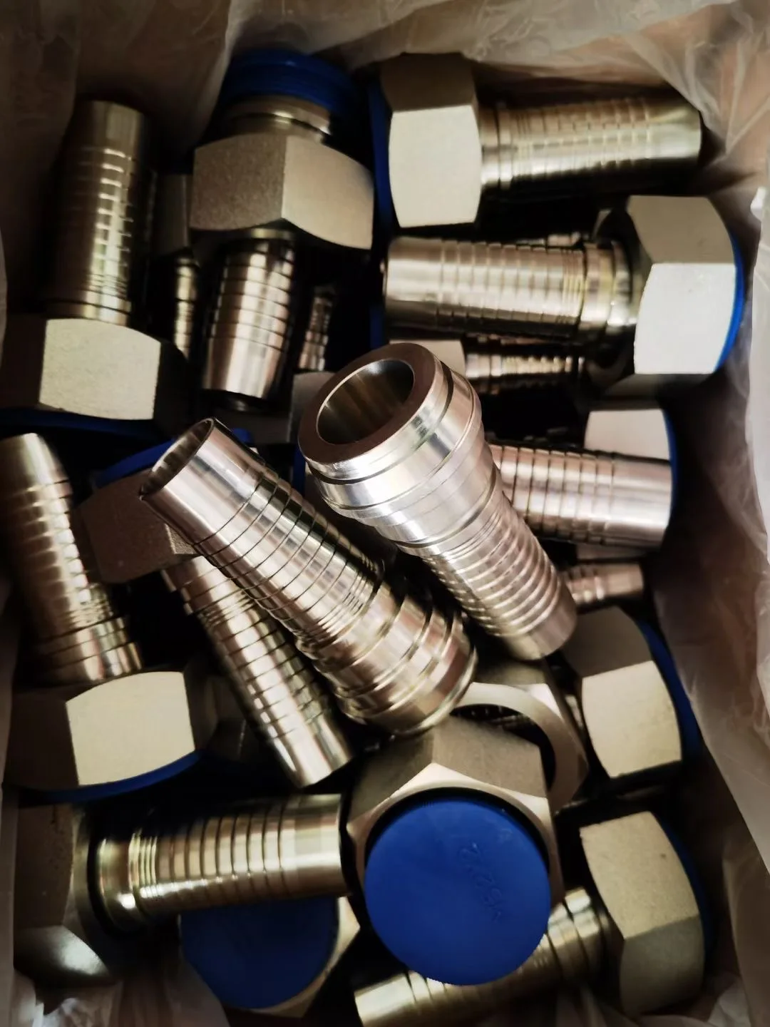 Conector de válvula de retención de válvula LS de válvula de control principal OEM para 200-7/8 300-7/8