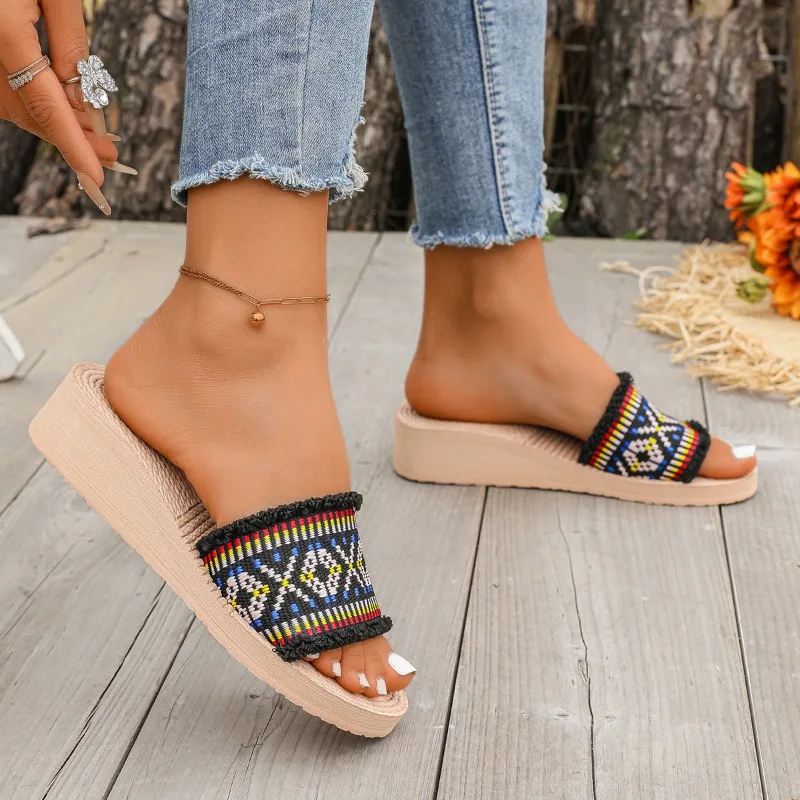 

Women's Platform Slippers 2025 New Summer Fashion All-match Beach Wedge Sandals Woven Straw Insole Retro Women's Shoes