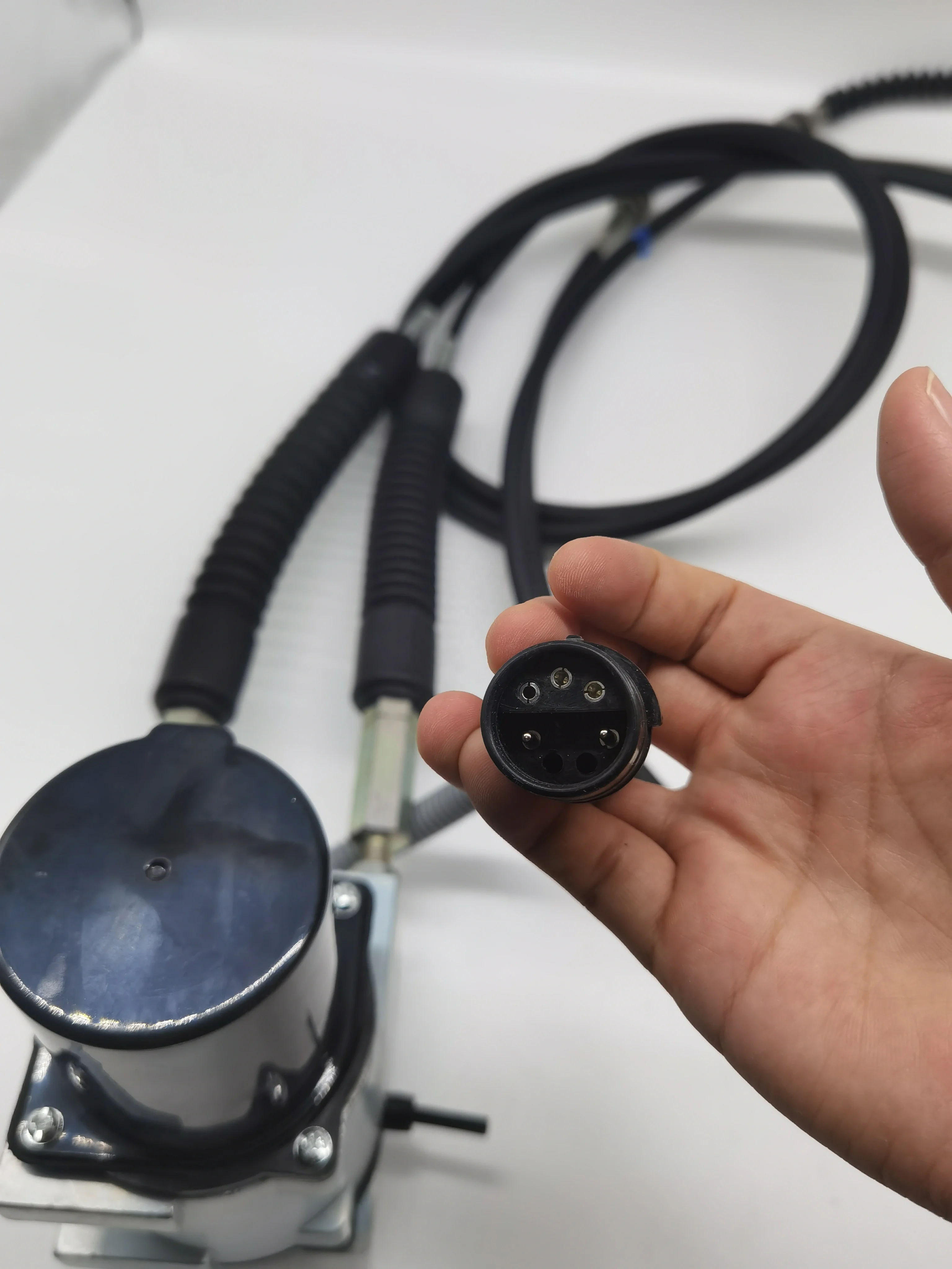 

Excavator Parts Excavator Engine Electric Throttle Motor E320 Double Cle 247-5227