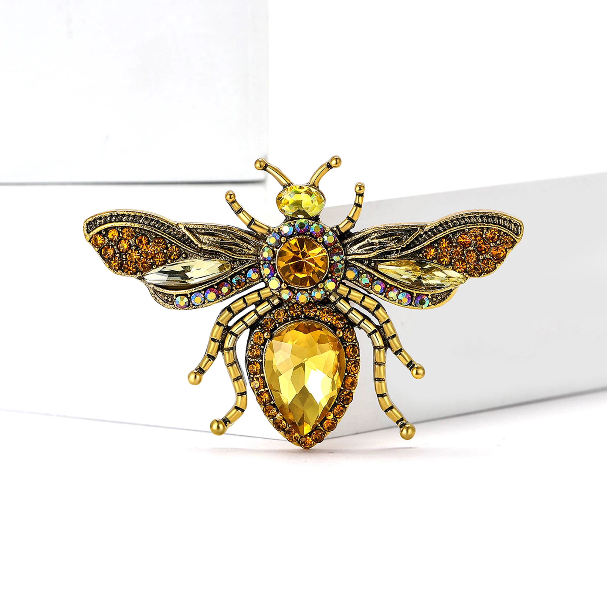 Stylish Rhinestone Bee Brooches for Women Unisex Crystal Glass Insect Pins Event Party Backpack Decoration Clothes Accessories