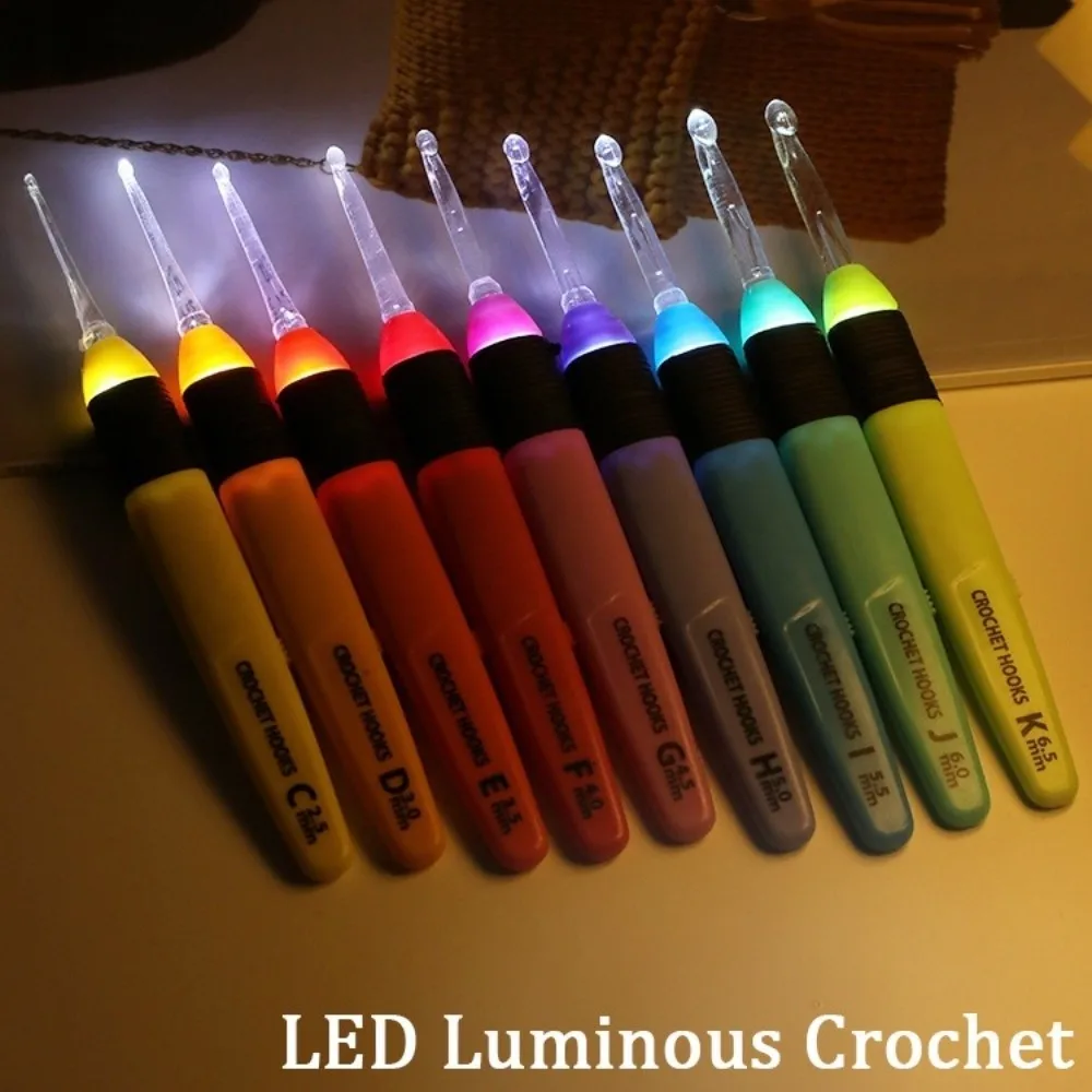 DIY Craft LED Light Crochet Knitting Needle Luminous Random Color 2.5-6.5mm Crochet Hook ABS Knitting Tool Household