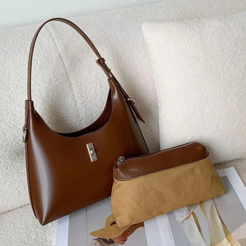 Women\'s Crescent Bag Genuine Leather Saddle Bag Fashion Armpit One Shoulder Bag Crossbody Bag Luxury Designer Handbag Female