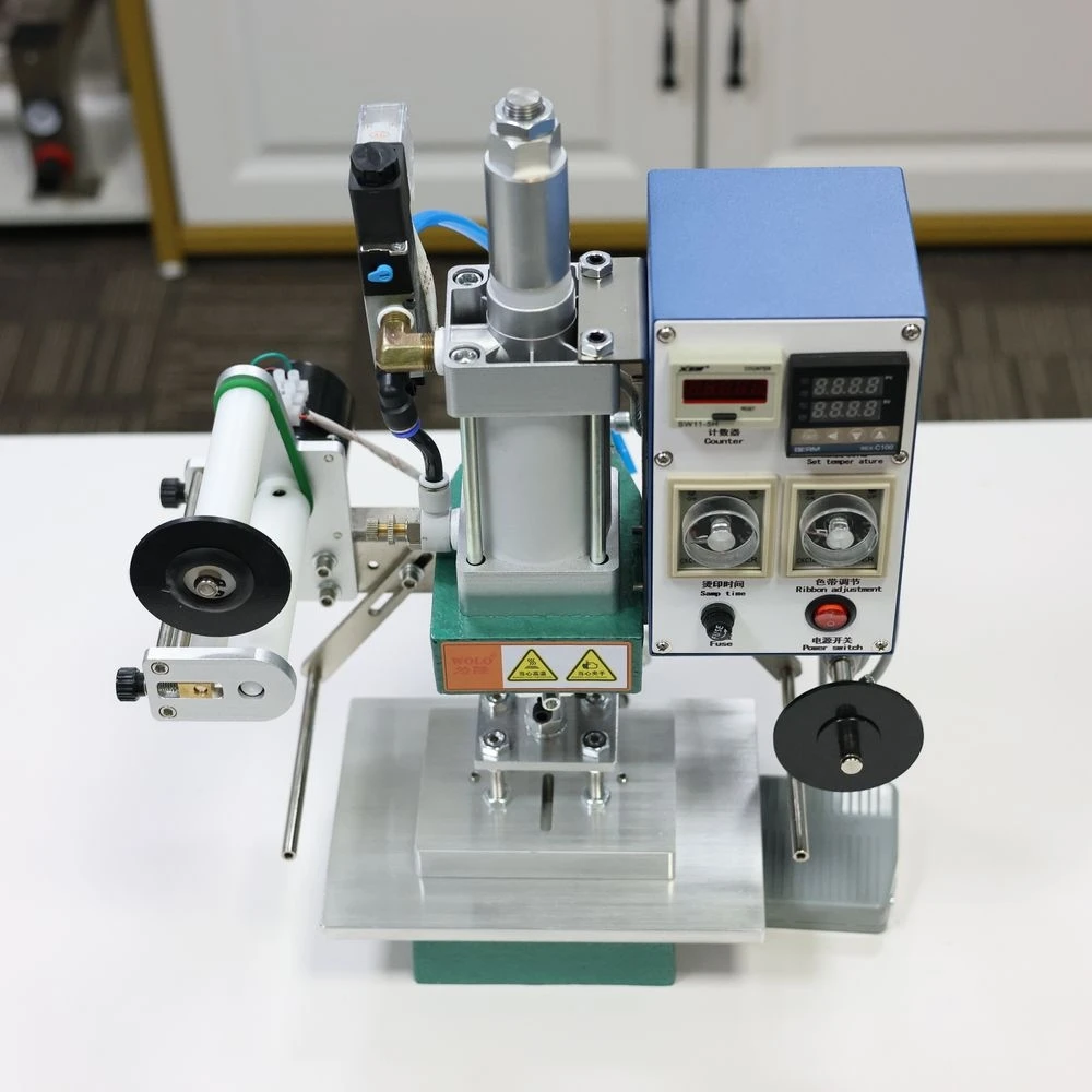 W-Y11 Macchina abbronzante Macchina per stampa a caldo Macchina per goffratura pneumatica Lamina per stampa a caldo Carta dorata Lamina HS per pelle PVC