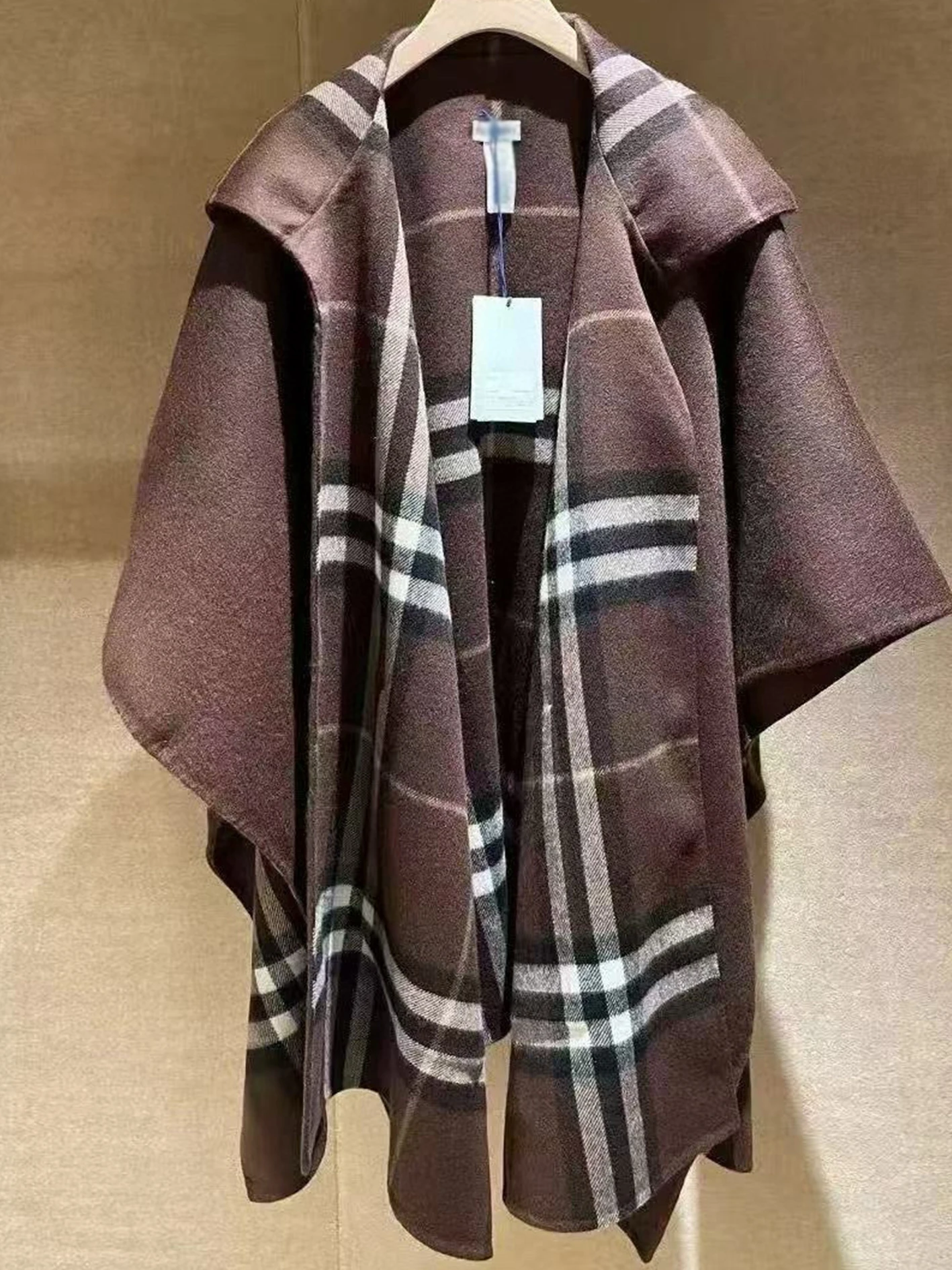 

Двусторонняя шерстяная накидка в клетку, шаль с капюшоном, роскошь для женщин, зимний теплый шарф, подарок, рыцарь, герб B, шляпа волшебника, клетчатая, коричневая