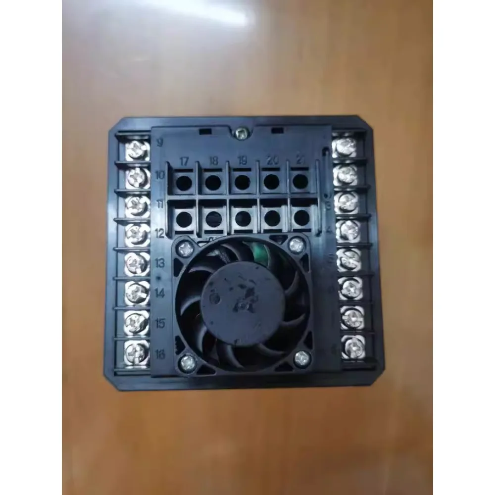 Huaguang Automatic Control SZK-CS Tension Controller 2A-3A Digital Display Magnetic Powder Clutch SZK-S Brake 4A