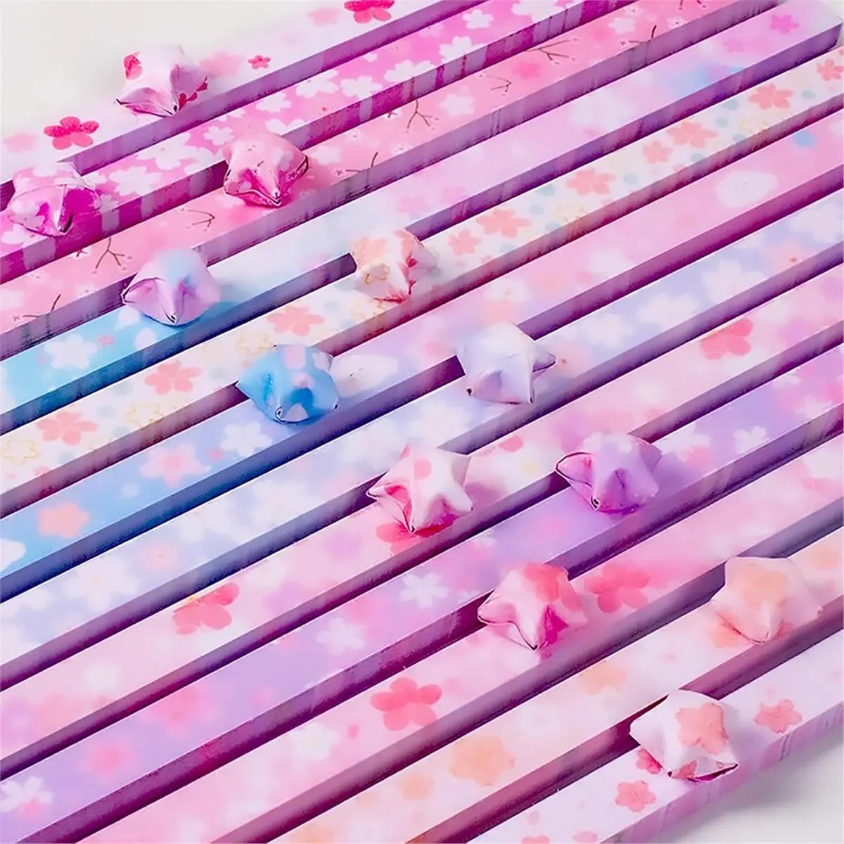 【AT48】 NEW 600 Origami Star Paper Strips, Double-Sided with 12 Patterns for Crafts