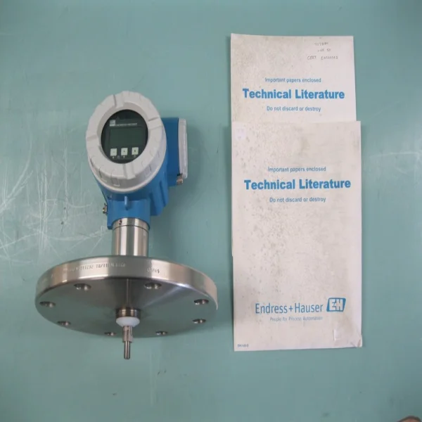 

6 "150 Fmp40-tyy2yy9b21jb Радар Levelflex M с управляемым уровнем C2 Совершенно новый оригинальный точечный Plc