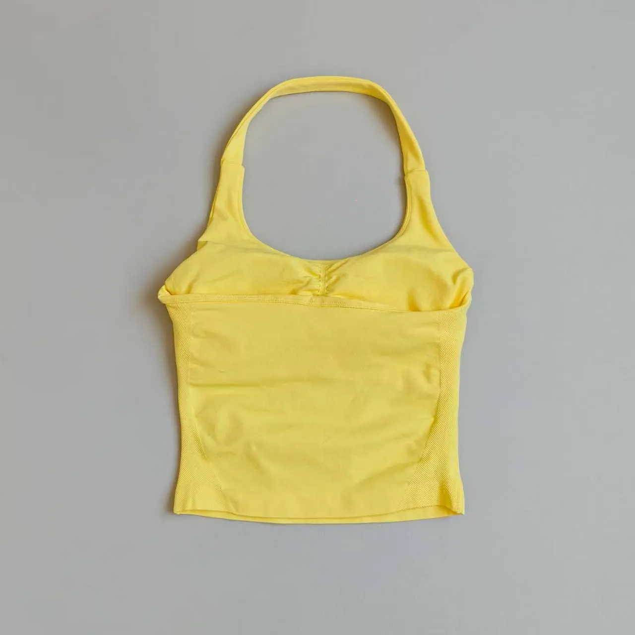 Nahtloser Neckholder-Sport-BH mit schönem Rückendesign, Push-up, stoßfest, schnelltrocknend, atmungsaktiv, schlank geschnittenes Yoga-Oberteil für den Außenbereich. – Detail 4