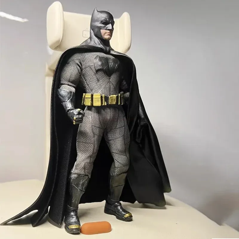 Dc Anime Mezco Comics Batman Action Doll Statue Office Decoration Home Decoration Exquisite Model Collection Handmade Kids Toys