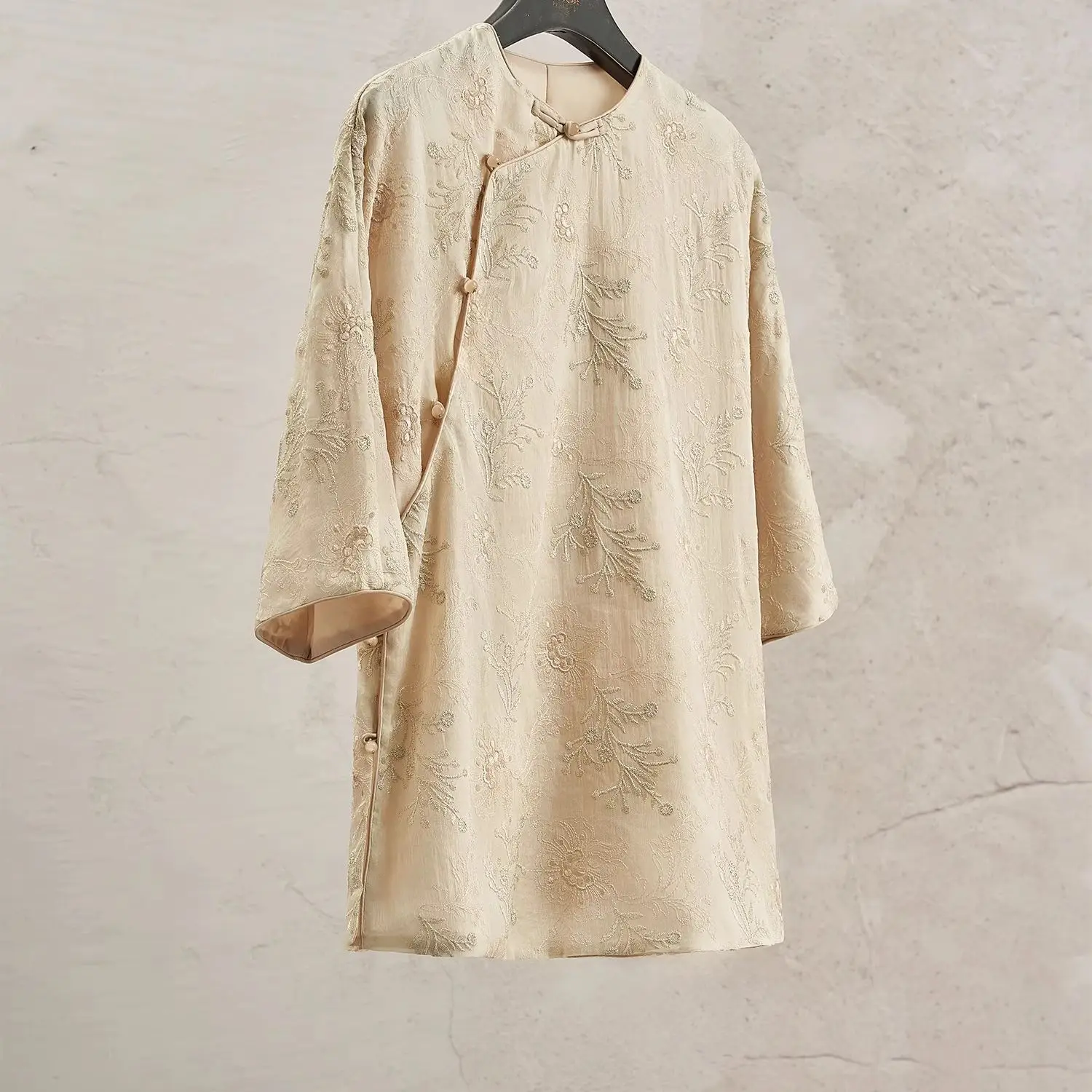 

Embroidered Mid-Length Dresses Women Vintage Loose Cheongsam Chinese Ethnic Style Tang Dresses