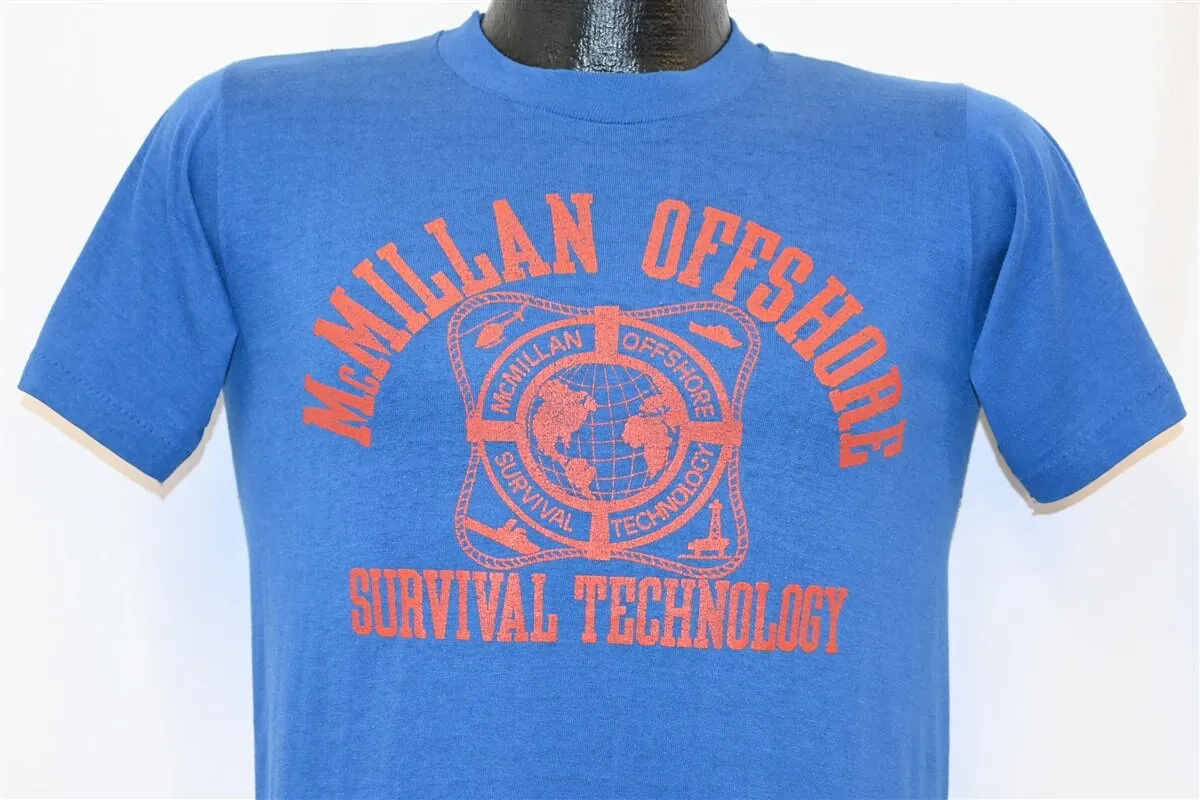Anos 80 McMillan tecnología de supervivencia en alta mar entrenamiento pesca aceite plataformas Maine camiseta pequeña