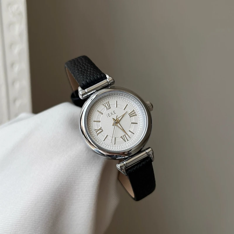 Classic Trend Ladies Watch Elegant Simple Retro 2025 Waterproof Quartz Watch Birthday Gift