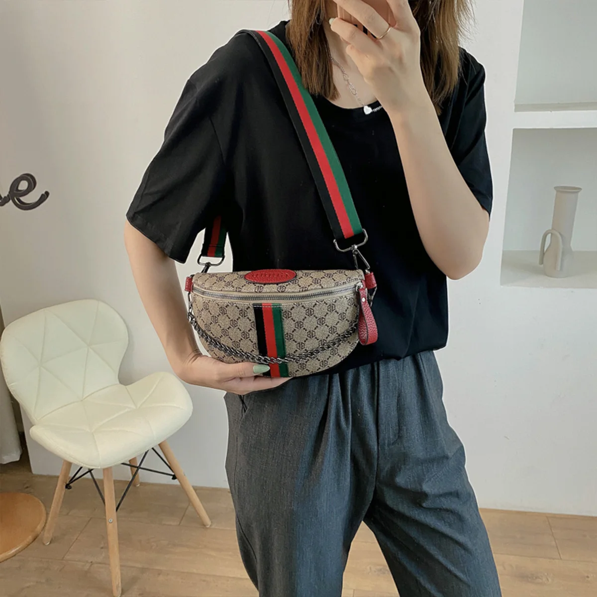 Hot Sale Classic Geometric Pattern Crossbody Bag, Lightweight PU Zipper Waist Bag with Adjustable Striped Strap, Fashion Commute