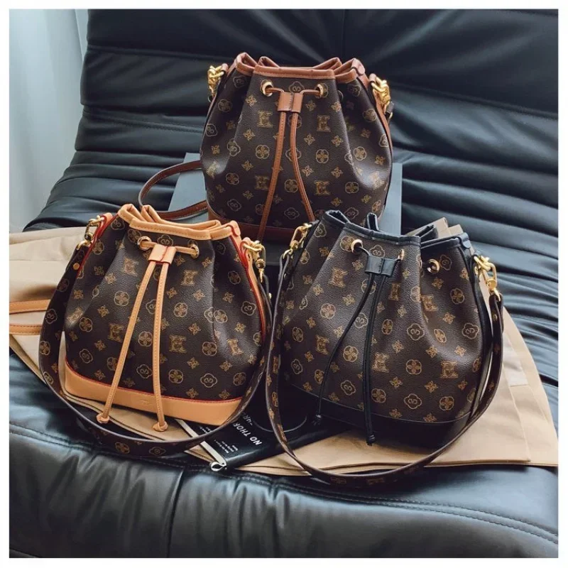 

Fashionable Women's Tote Bag Made Of Riverside-Printed Leather With Trendy Paris Elegant Lightweight Daily Style​