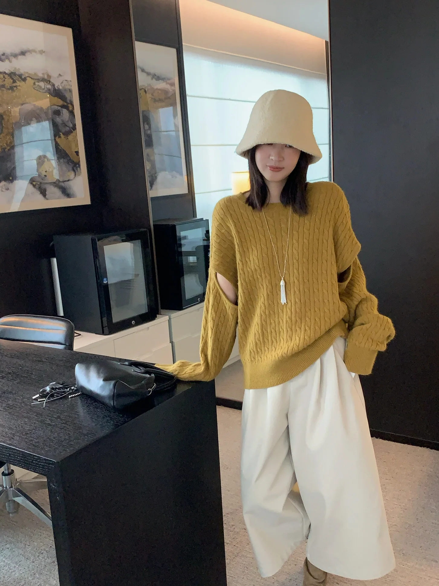 

Warm Knitted Sweater Women's round Ne Hole Design Long Sve Autumn Winter Faionable Cozy Knitwear B25850