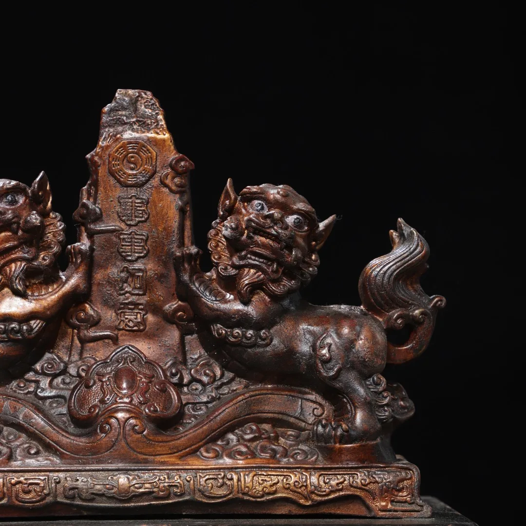 Old Bronze Cinnabar Gilded lion statue Shi Gandang Everything goes well Amass wealth Ornaments Town house