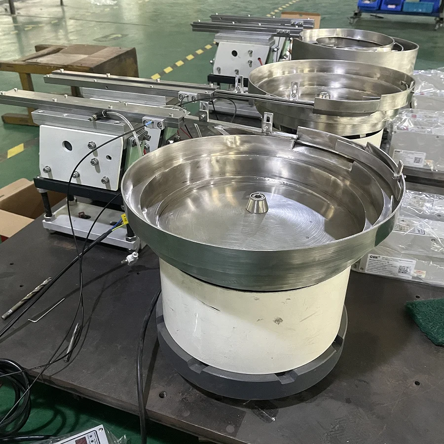 

Wholesales industry using high performance vibrating bowl feeder for automatic assembly system from HUILIDE