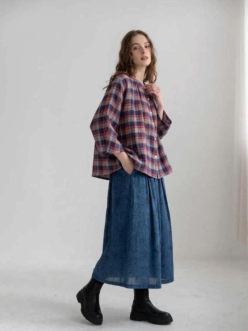Natural Color Woven Pure Linen Vintage Contrast Color Checkered round Neck Nine Sleeve Loose Shirt Elegant Durable Women's Shirt