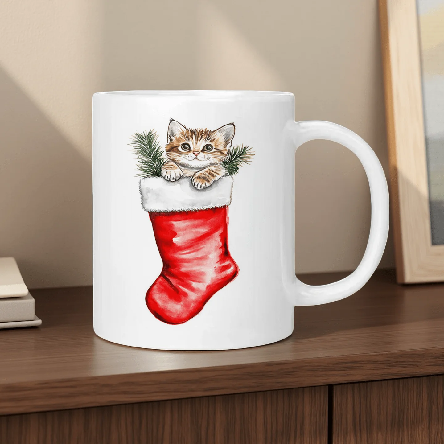 

This ceramic mug features a Christmas shoe cat design and can be used as a coffee mug, water cup, or tea cup.