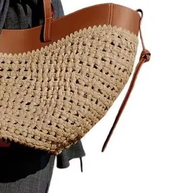 

Retro Artistic Fashion Versatile Casual Tote Bag Single Shoulder Handbag Large Capacity Grass Woven Large Bag