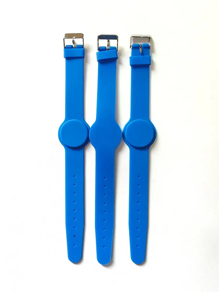 5 قطعة/الوحدة 13.56 ميجا هرتز F08 1K S50 IC بطاقة قابل للتعديل سوار معصم من السيليكون سوار الموجودة في قاعدة المفتاح العلامات بطاقة التحكم في الوصول