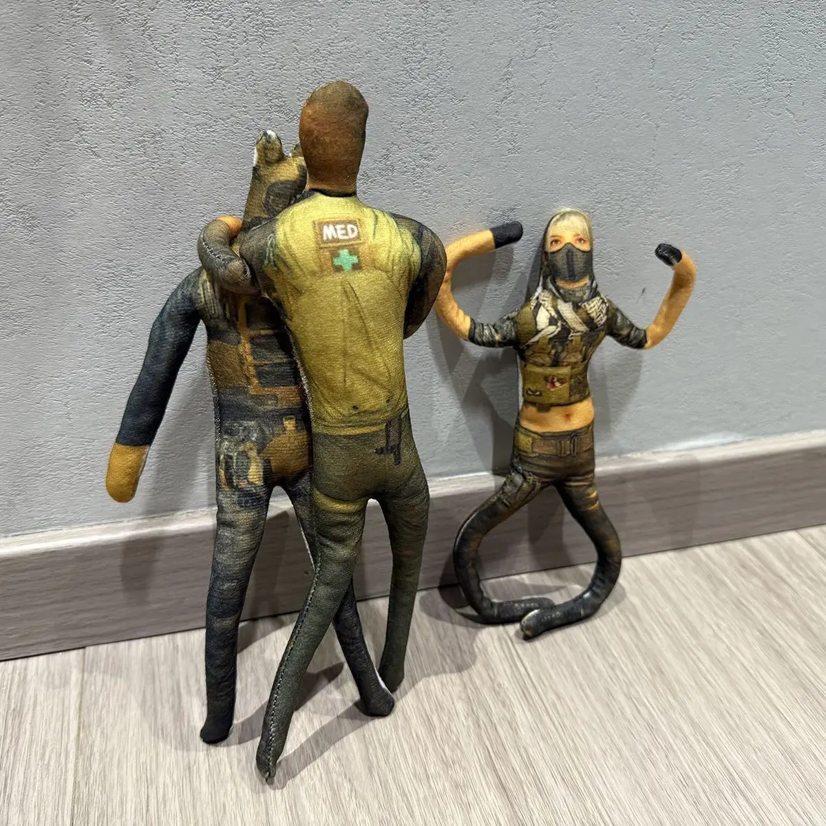 

Delta Ops Anime Cosplay Stuffed Dolls movable Abstract Body Wire Skeleton Halloween Prop Hand-made