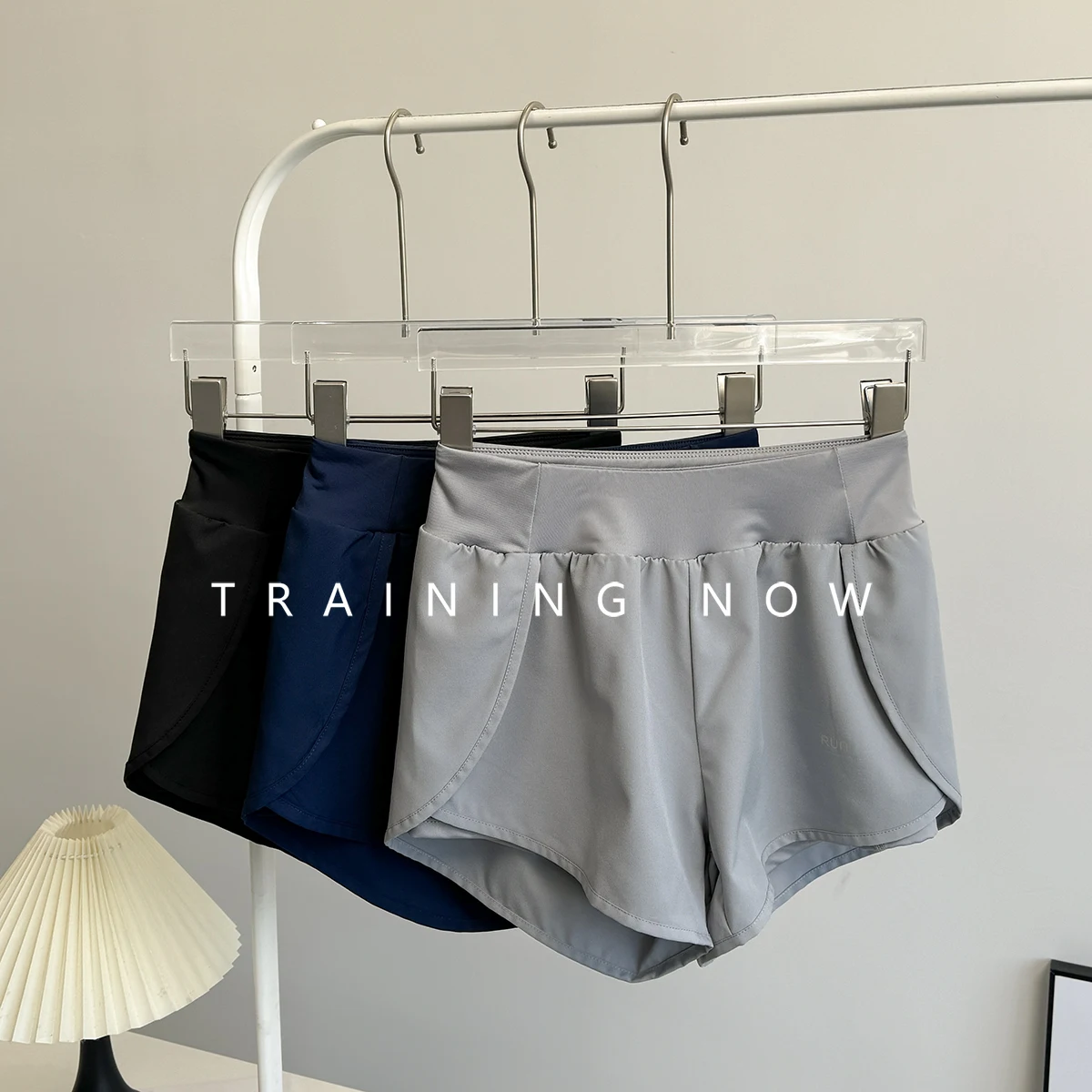 

High-waist quick-drying sports shorts for women fake two-piece anti-exposure running marathon loose casual fitness