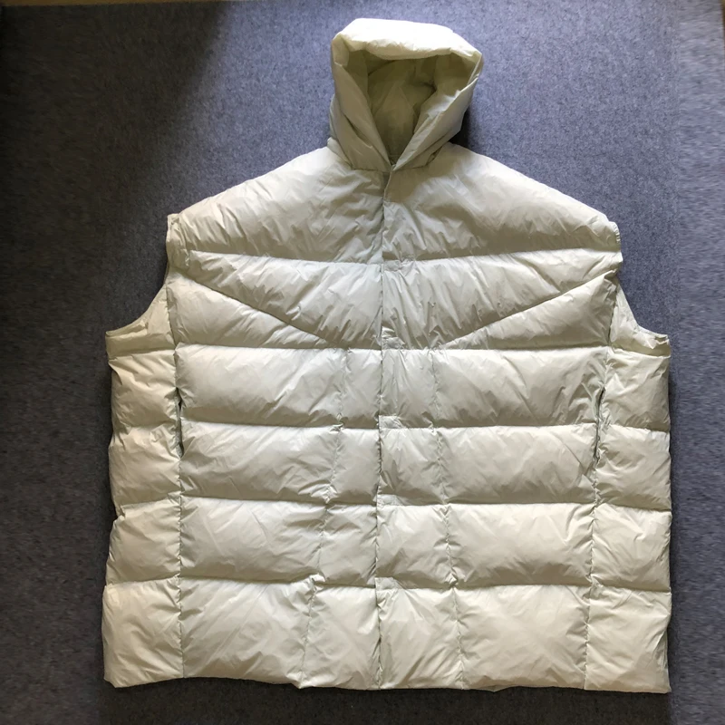 Luxury 90% white duck down jacket waistcoat for women Oversized Winter Thickened fluffy Hooded vest Overcoat INKEO 2O136