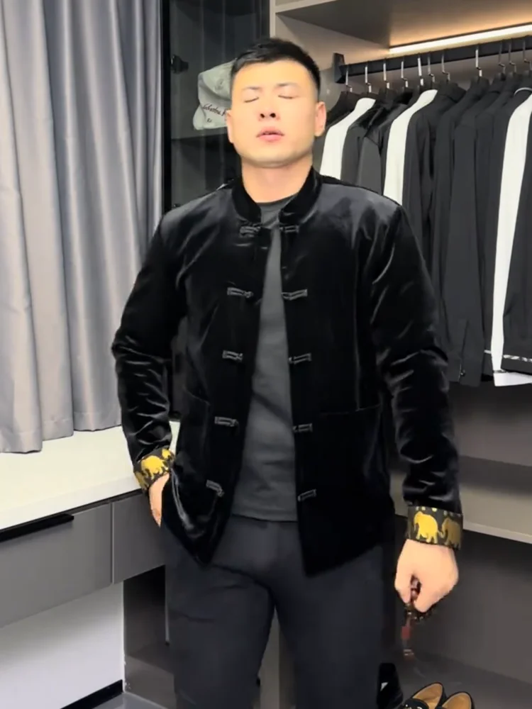 nouvelle-collection-automne-–-manteau-homme-en-velours-a-manches-longues-coupe-slim-col-montant-boutonne-brode-style-traditionnel-chinois