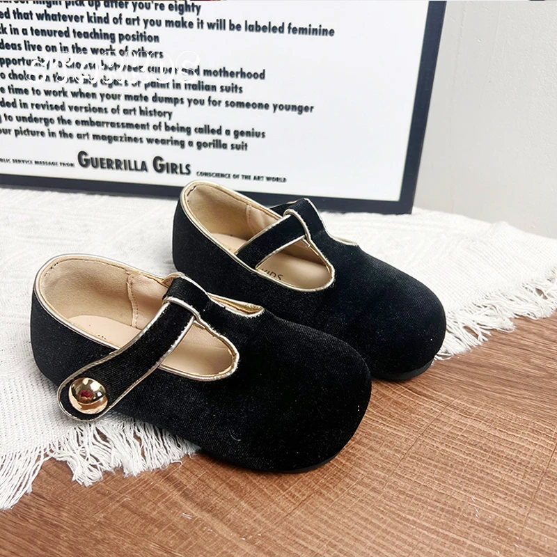 Luxury Deep Red Velvet T-Bar Ballet Flats For Kids Girls Retro Velour Mary Jane Shoes Baby Child Vintage Soft Sole Dress Zapatos