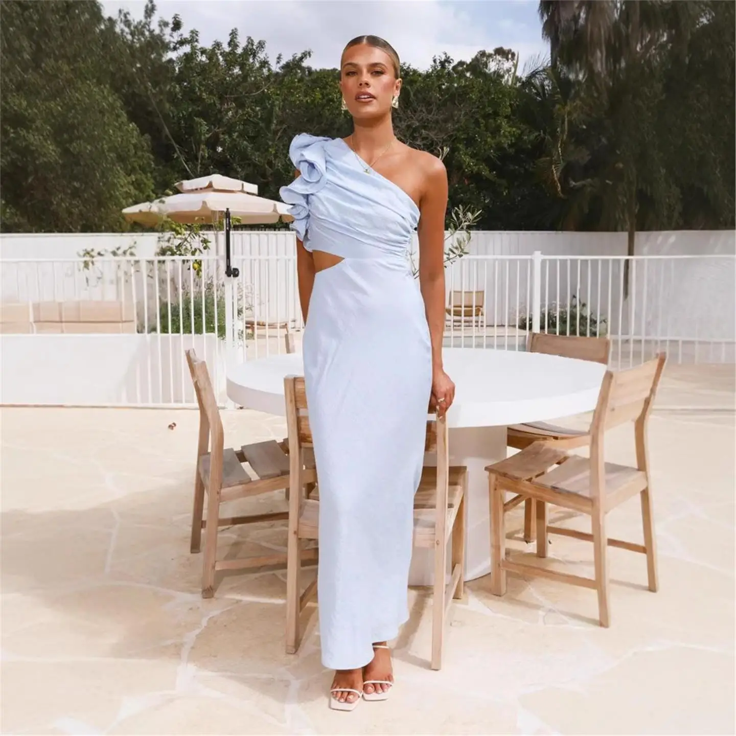 Fashionable Slim Fit Single Shoulder Summer Dress Elegant Holiday Style Elastic Waist No Sleeve Citywalk Perfect Midi Dress