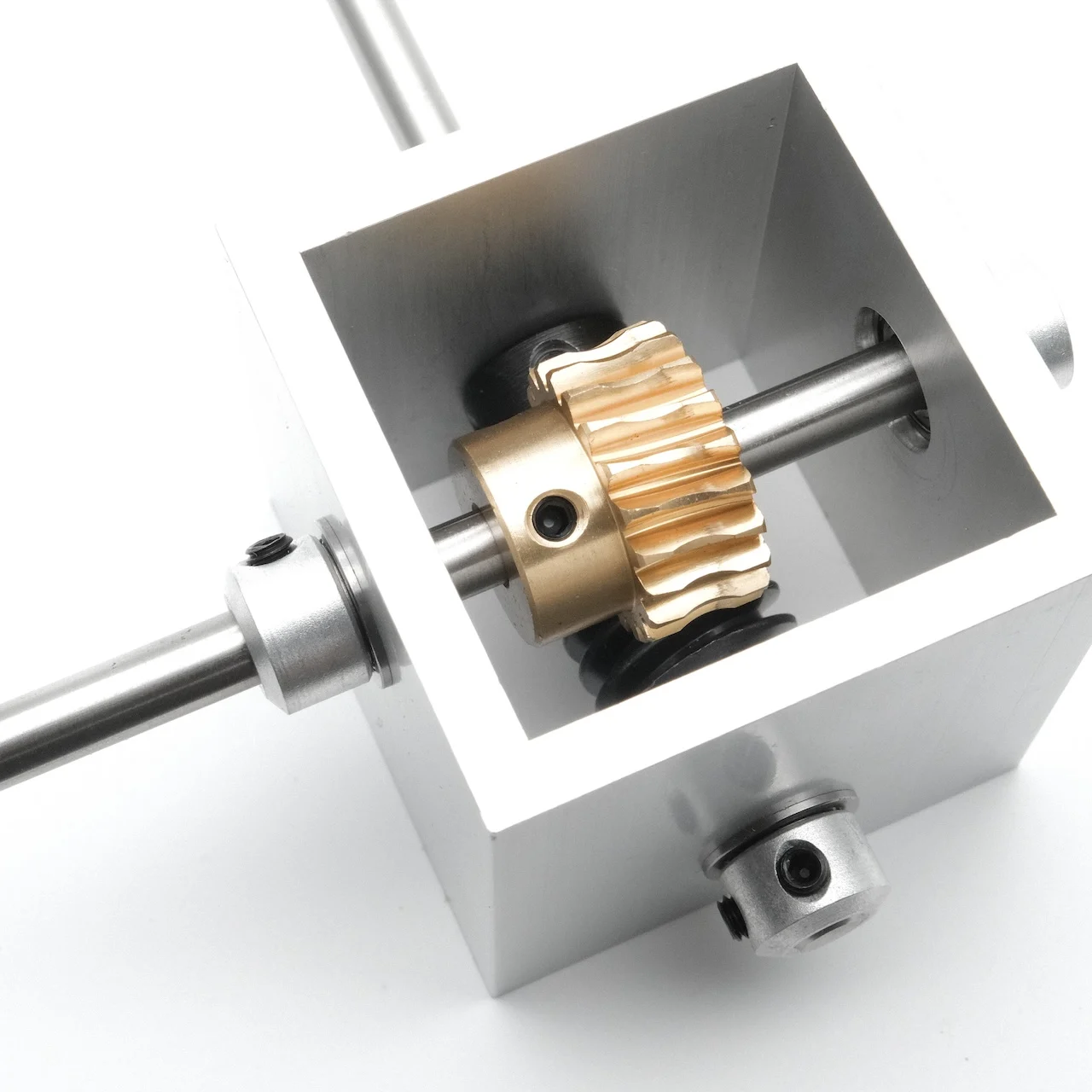 1:10 1:20 Worm Gear Reduction Gearbox 6/8MM Shaft 20T Gear 90 Degree Right Angle Corner Device