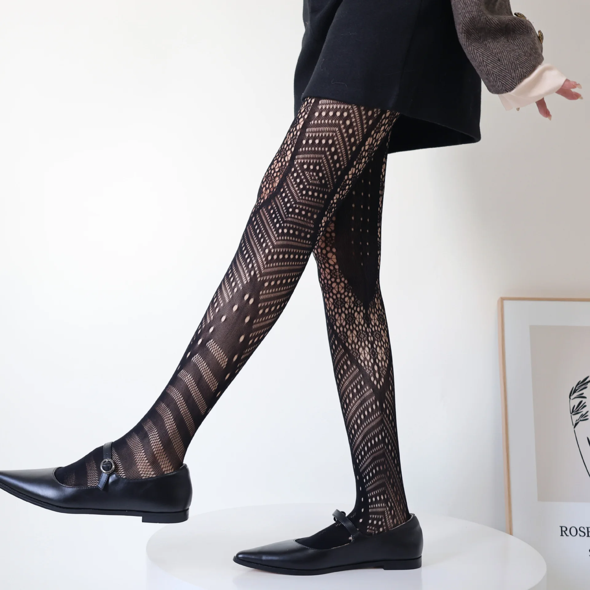 

Personality Geometric Striped Pattern Hollow Out Hottie Sexy Pantyhose Niche Goth Irregular Fishnet Stockings Anti-Hook Tights