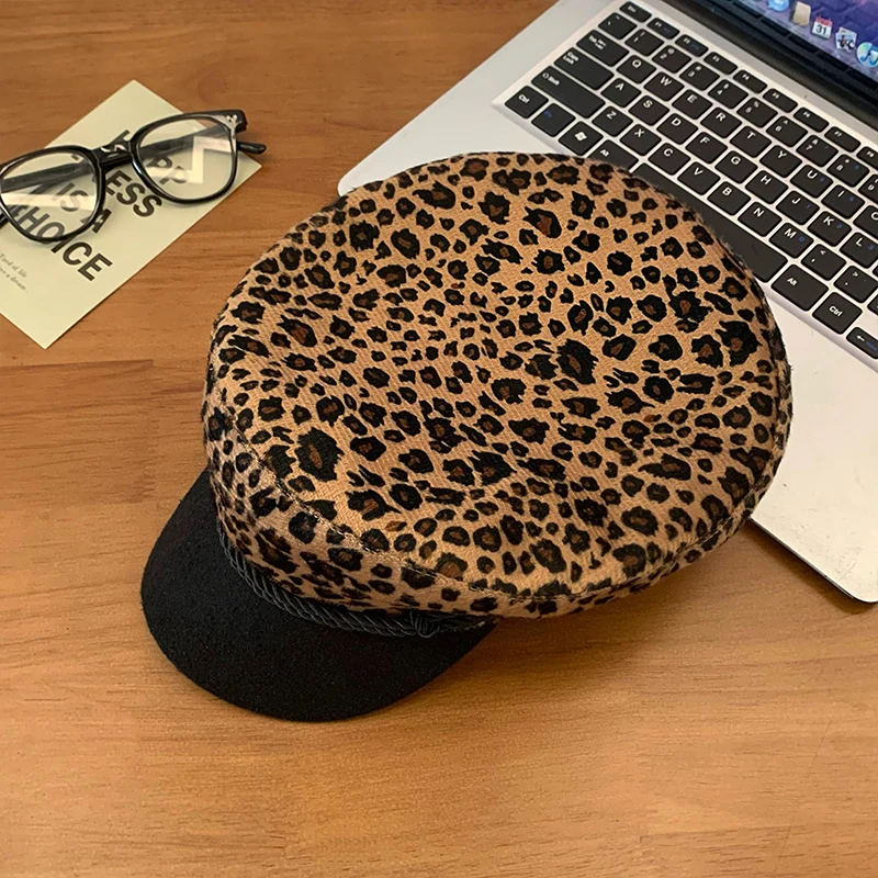 New Leopard Print Y2k Beret Women\'s Spring and Autumn Retro Personality Niche Big Head Sunshade Flat Top Octagonal Newsboy Cap