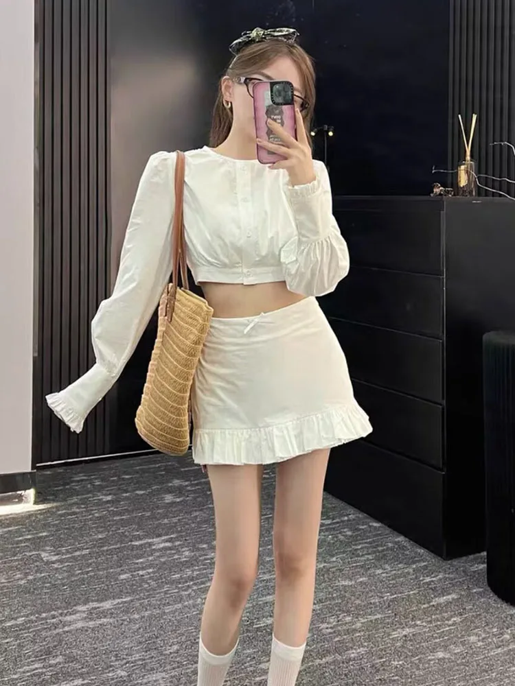 

HH Женский костюм-тройка с круглым вырезом, однобортная короткая рубашка с рюшами + шикарный подол с бантом, облегающая мини-юбка на бедрах + юбка трапециевидной формы на пуговицах