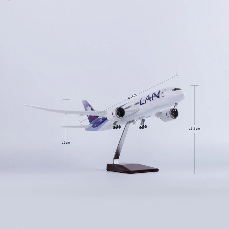 787 دريملاينر نموذج 1:150 مقياس LanChile LATAM الخطوط الجوية الراتنج طائرة مصغرة مع الضوء والعجلة لعبة طائرة تذكارية #6