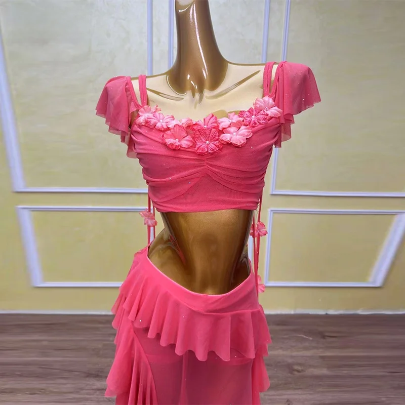 Set di costumi per spettacoli di danza del ventre da donna Nuovo vestito per esercitazioni di danza orientale 2025 WZY83 Abbigliamento sportivo per yoga fitn