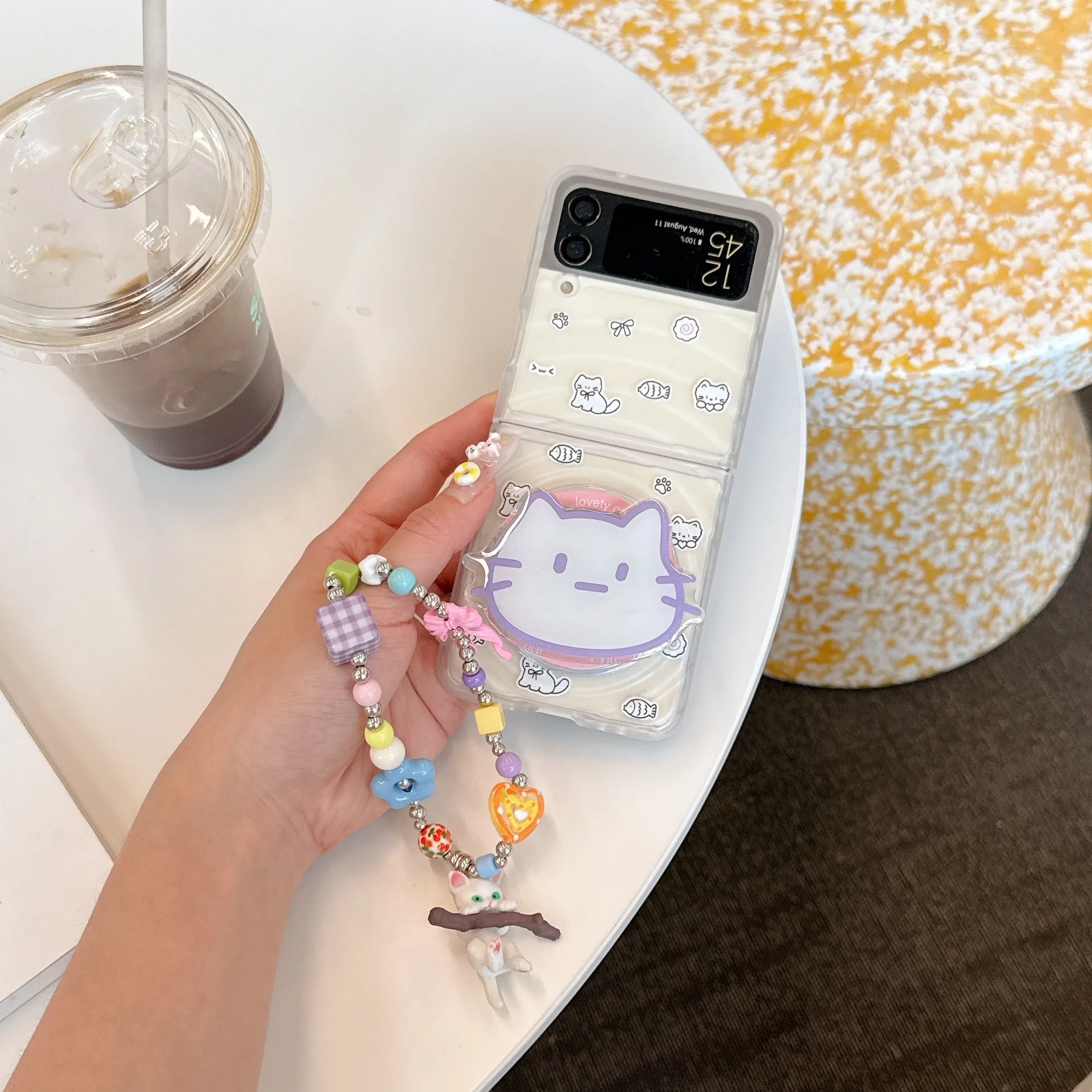 حافظة هاتف 810A100 لهاتف سامسونج جالاكسي Z Flip 7 6 5 4 غطاء خلفي واقٍ لهاتف ZFlip5 ZFlip6 ZFlip7