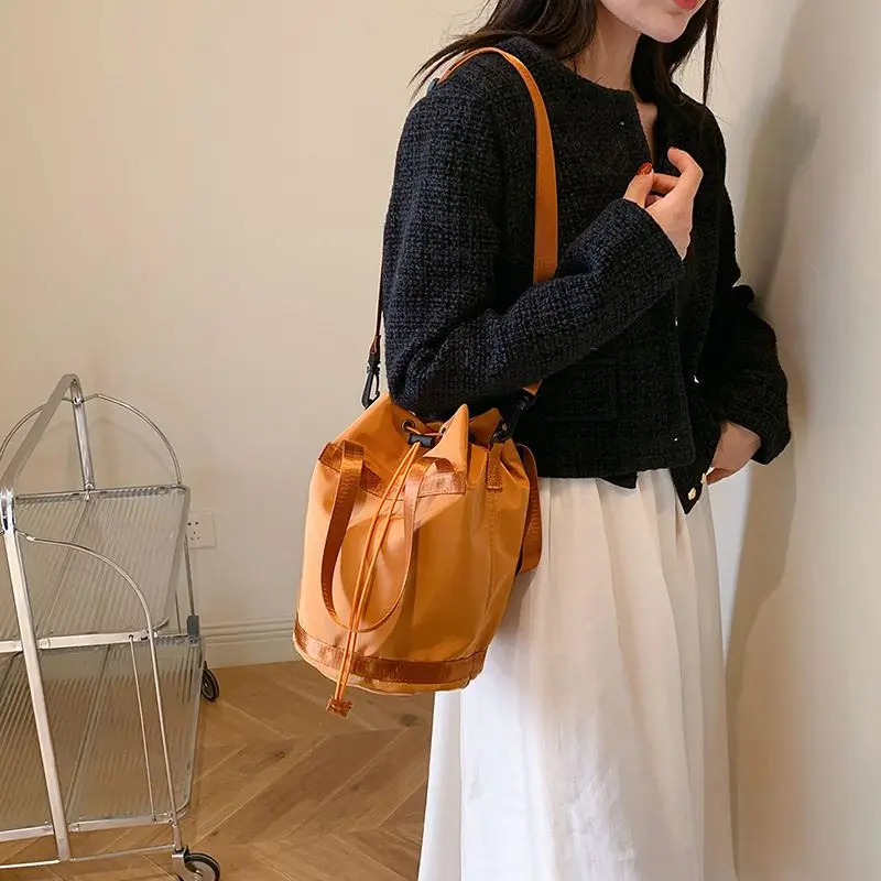 Crossbody Bag Artsy Casual Simple Portable Bag Drawstring Nylon Commuter Hand Bill Shoulder Bucket Bag