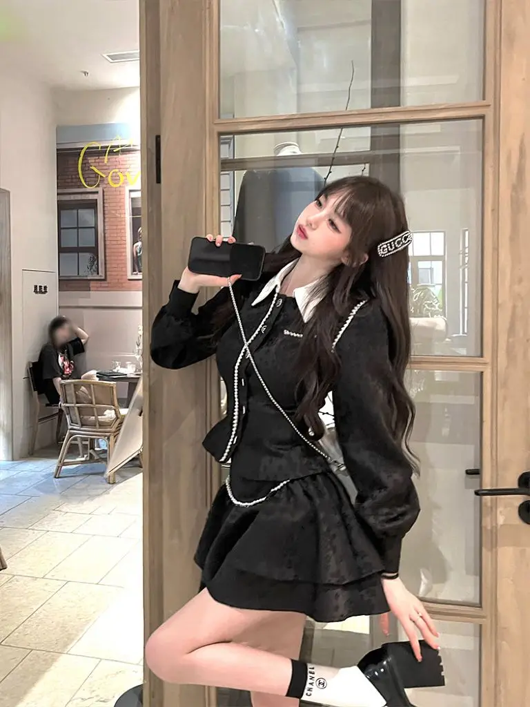

Japan Black Waisted Short Coat Skirt Jacquard Pearl Princess Suit Rich Daughter Korean Style Three-Piece Suit