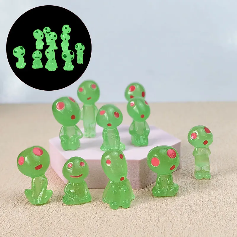 10pcs Luminous Elves Cute Fairy Garden Mini Figures Fish Tank Decor Kodama Glow in The Dark Figures Resin Micro Landscape Figure